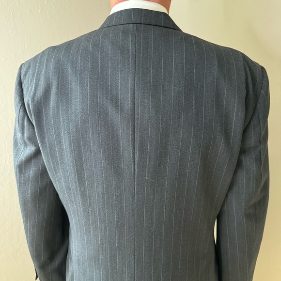 GIORGIO ARMANI Le Collezioni 2 Button Pinstripe Blazer Sport Coat New Wool Gray - Picture 10 of 16